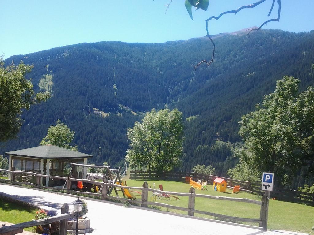 Agriturismo Raethia Isolaccia Eksteriør bilde